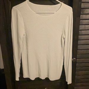 White, patterned blouse